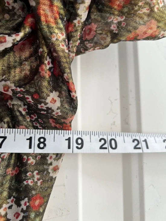 Trixxi Metallic Gold Floral Long-Sleeve Mini Dress - Picture 9 of 11